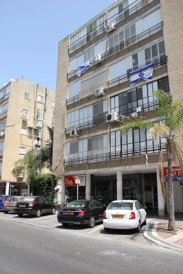 Apartments4You Dinara Bat Yam Ngoại thất bức ảnh