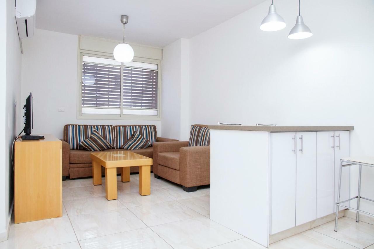 Apartments4You Dinara Bat Yam Ngoại thất bức ảnh
