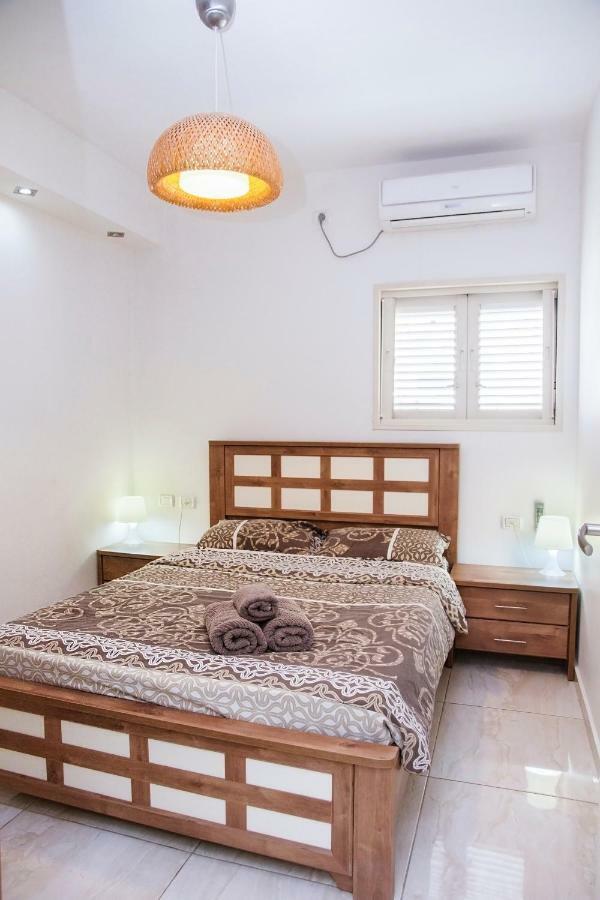 Apartments4You Dinara Bat Yam Ngoại thất bức ảnh