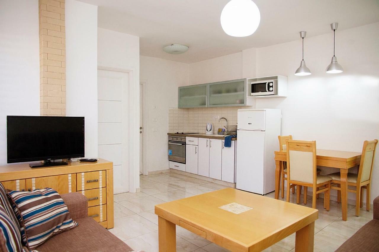 Apartments4You Dinara Bat Yam Ngoại thất bức ảnh