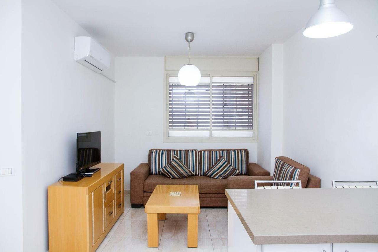 Apartments4You Dinara Bat Yam Ngoại thất bức ảnh